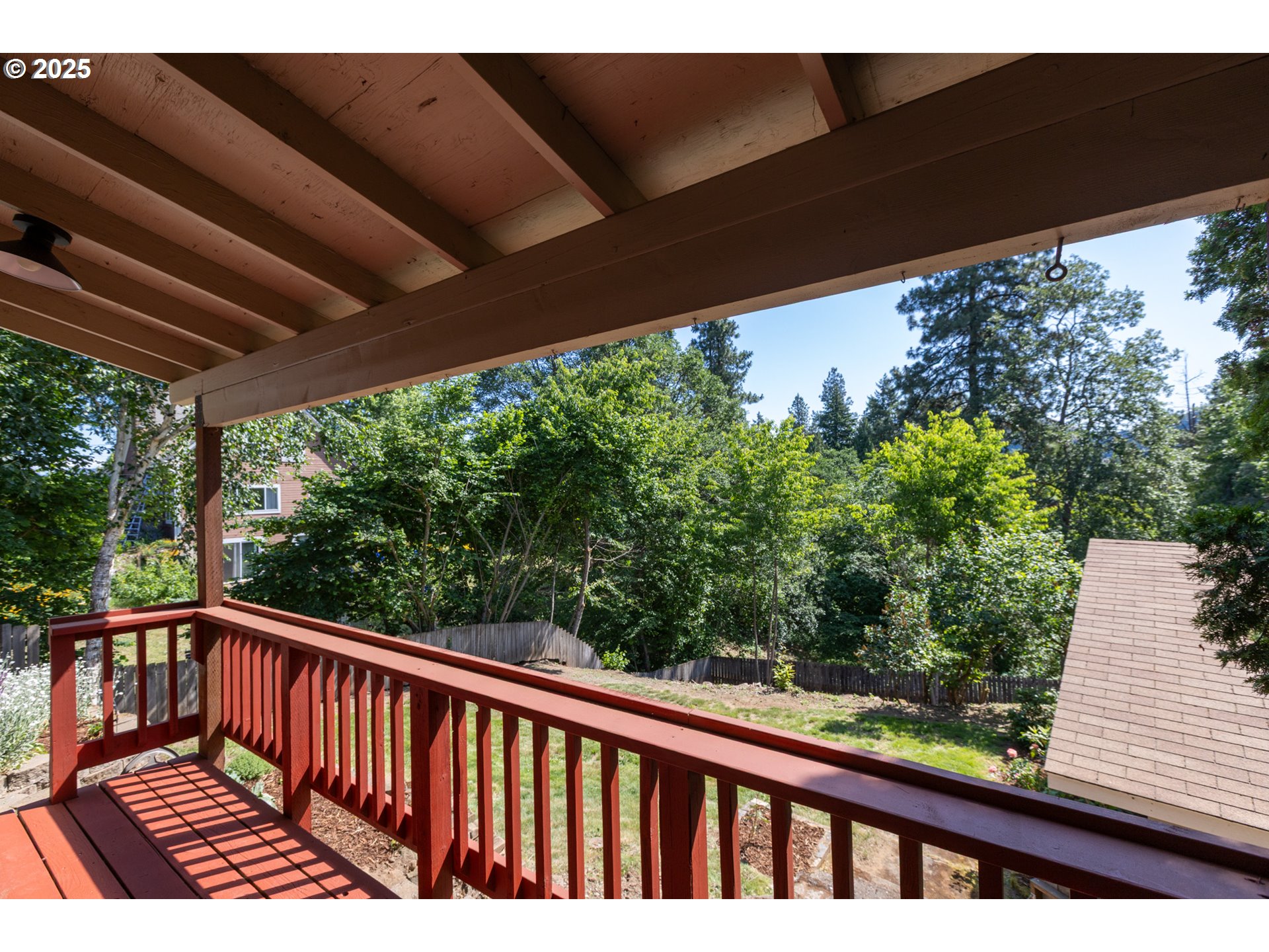 1379 Tucker Road Hood River, OR 97031 - Photo 10 of 48