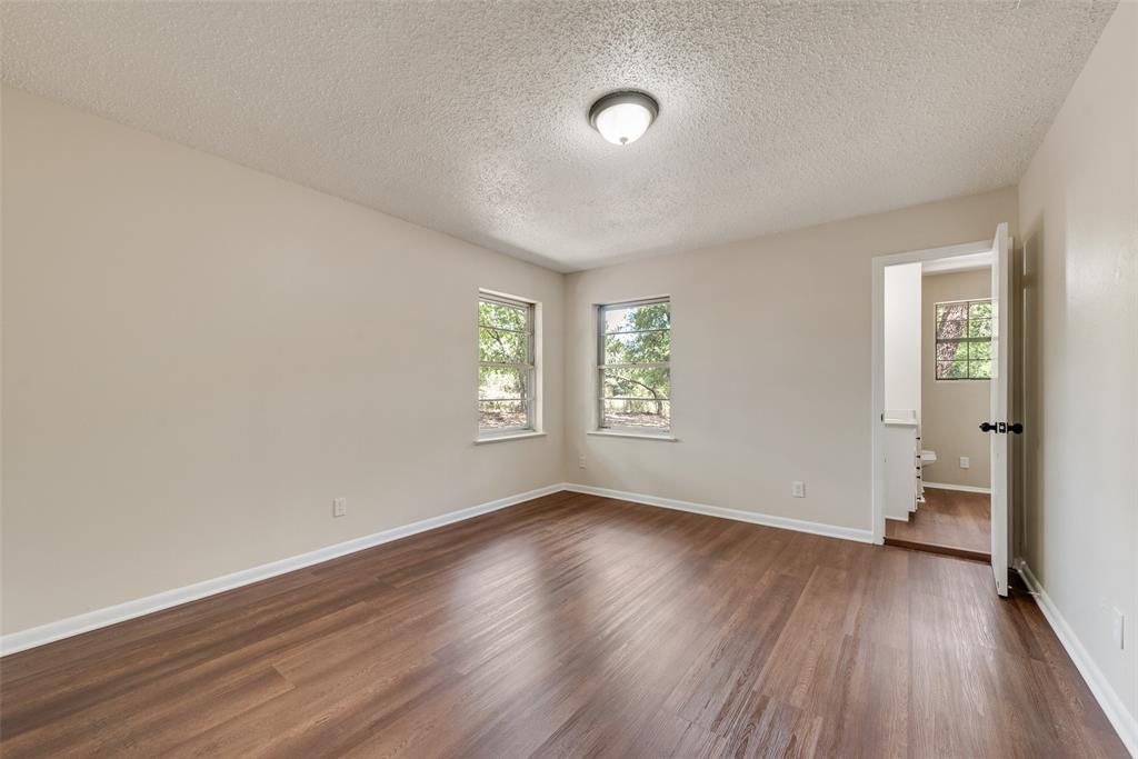 294 Thomas Len Road Azle, TX 76020 - Photo 23 of 37 2/1