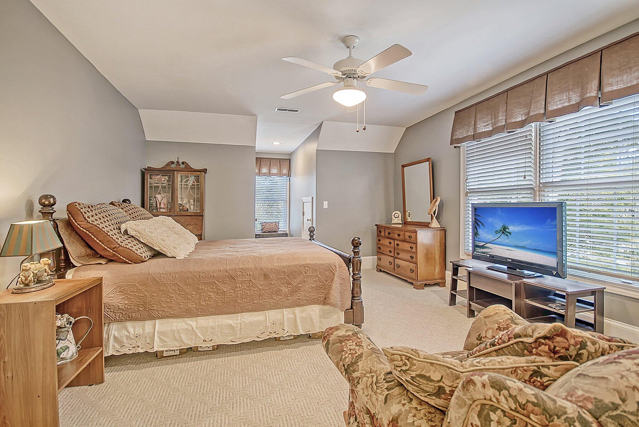 437 Commonwealth Road Mount Pleasant, SC 29466 - Photo 41 of 63 44-web-or-mls-CREM_437 Commonwealth_044