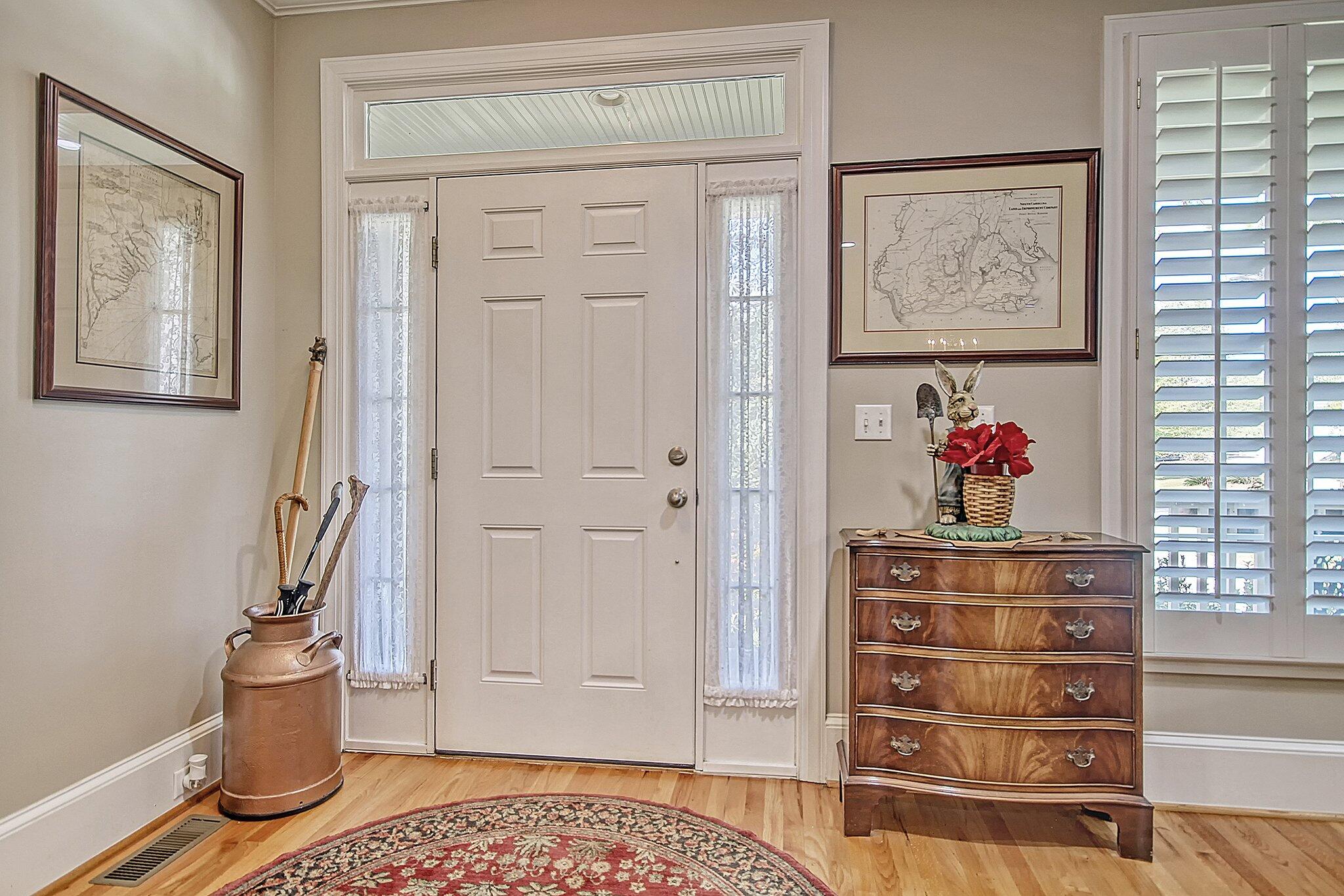 437 Commonwealth Road Mount Pleasant, SC 29466 - Photo 8 of 63 22-web-or-mls-CREM_437 Commonwealth_022