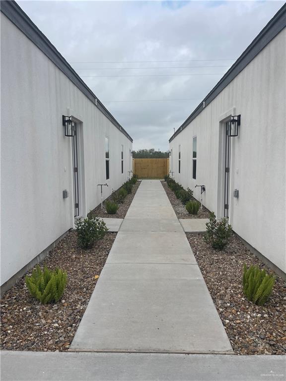 605 Sparrow Road Weslaco, TX 78596 - Photo 5 of 31