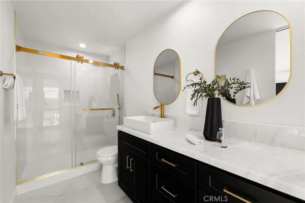 $2,150,000 | 16435 Harbour Lane, Unit 13, Huntington Beach, CA 92649