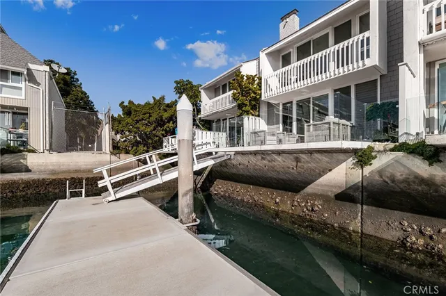 $2,150,000 | 16435 Harbour Lane, Unit 13, Huntington Beach, CA 92649