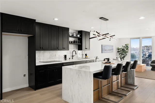 $2,150,000 | 16435 Harbour Lane, Unit 13, Huntington Beach, CA 92649