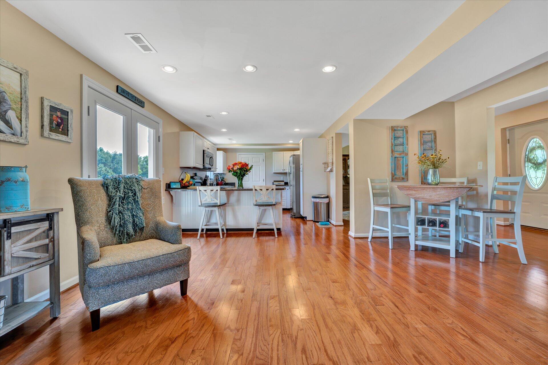 1348 Merriman Way Road Moneta, VA 24121 - Photo 15 of 47 15-DSC00091