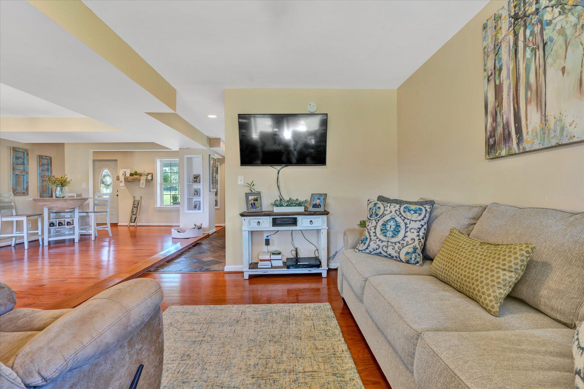 1348 Merriman Way Road Moneta, VA 24121 - Photo 18 of 47 18-DSC00100