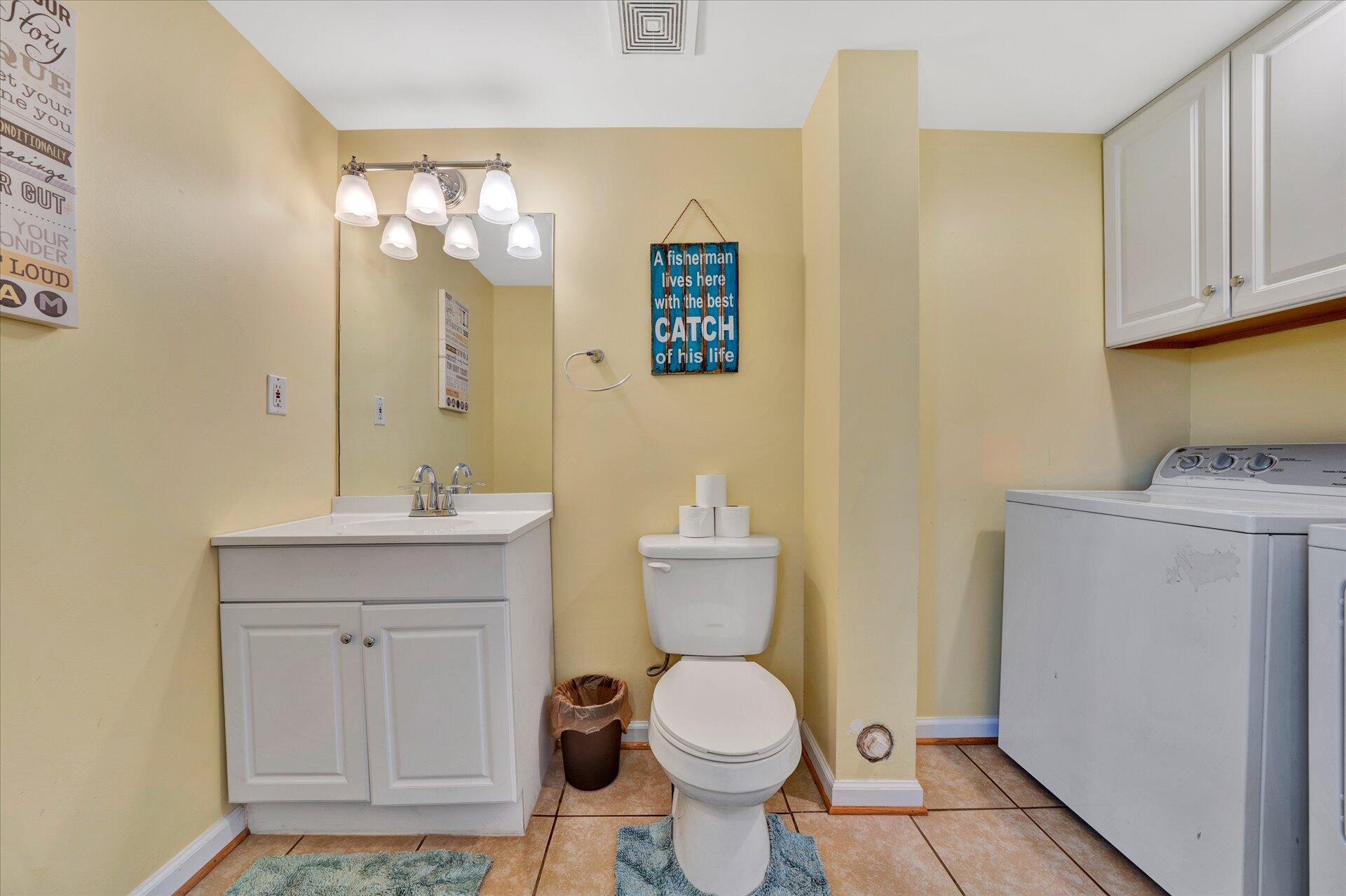 1348 Merriman Way Road Moneta, VA 24121 - Photo 19 of 47 19-DSC00103