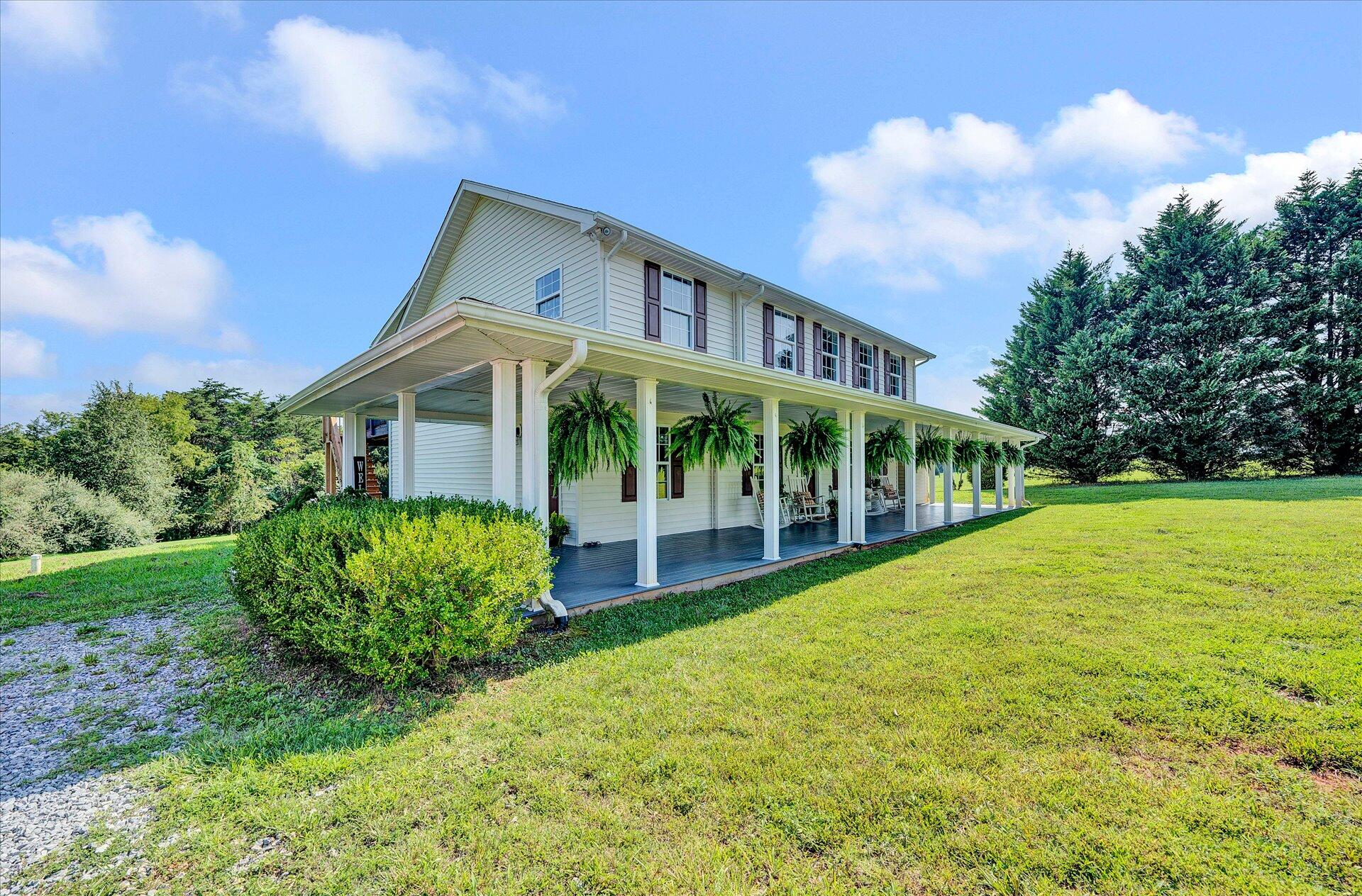 1348 Merriman Way Road Moneta, VA 24121 - Photo 3 of 47 03-DSC00163