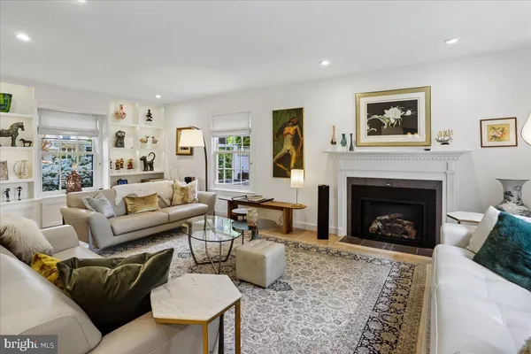 $8,000 | 139 Hesketh Street, Chevy Chase, MD 20815