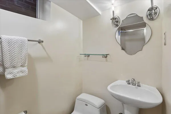 $8,000 | 139 Hesketh Street, Chevy Chase, MD 20815