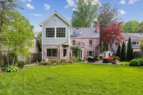$8,000 | 139 Hesketh Street, Chevy Chase, MD 20815