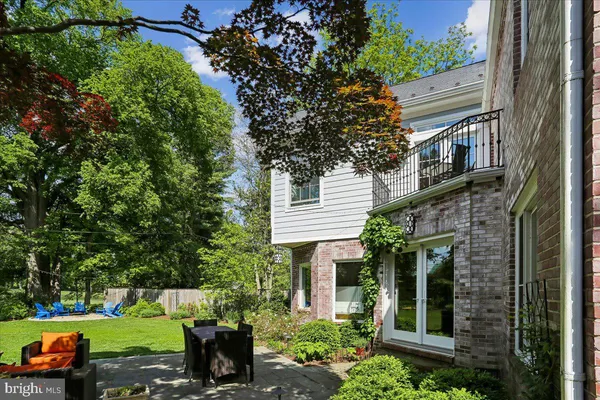 $8,000 | 139 Hesketh Street, Chevy Chase, MD 20815