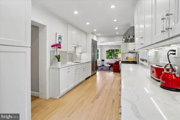 $8,000 | 139 Hesketh Street, Chevy Chase, MD 20815