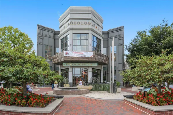 $8,000 | 139 Hesketh Street, Chevy Chase, MD 20815