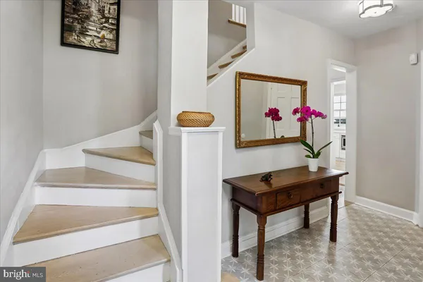 $8,000 | 139 Hesketh Street, Chevy Chase, MD 20815