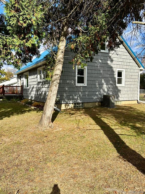 1080 Farnsworth Road Lapeer, MI 48446 - Photo 7 of 59