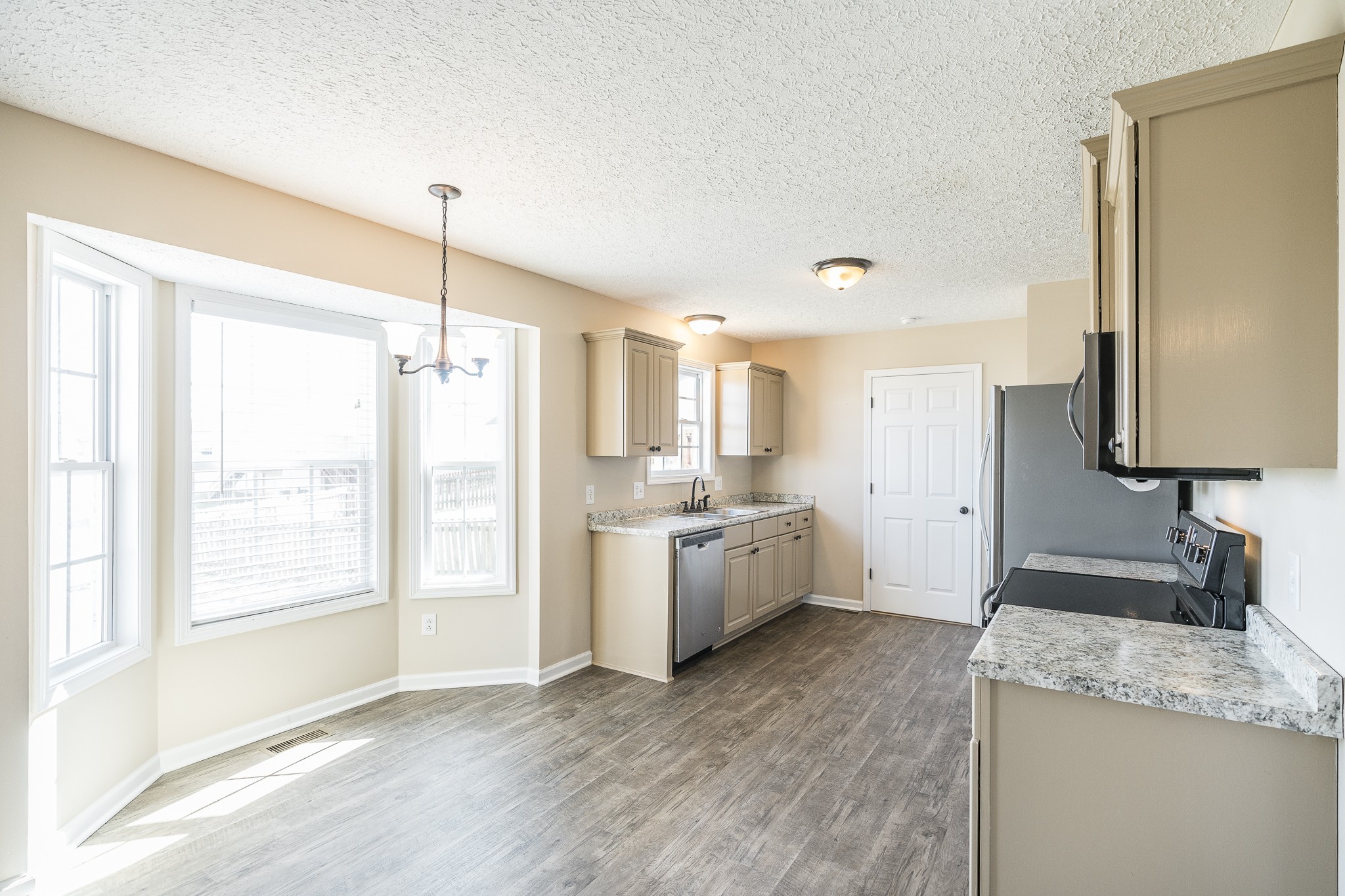 470 Berry Circle Springfield, TN 37172 - Photo 6 of 32 Gallery Image 6