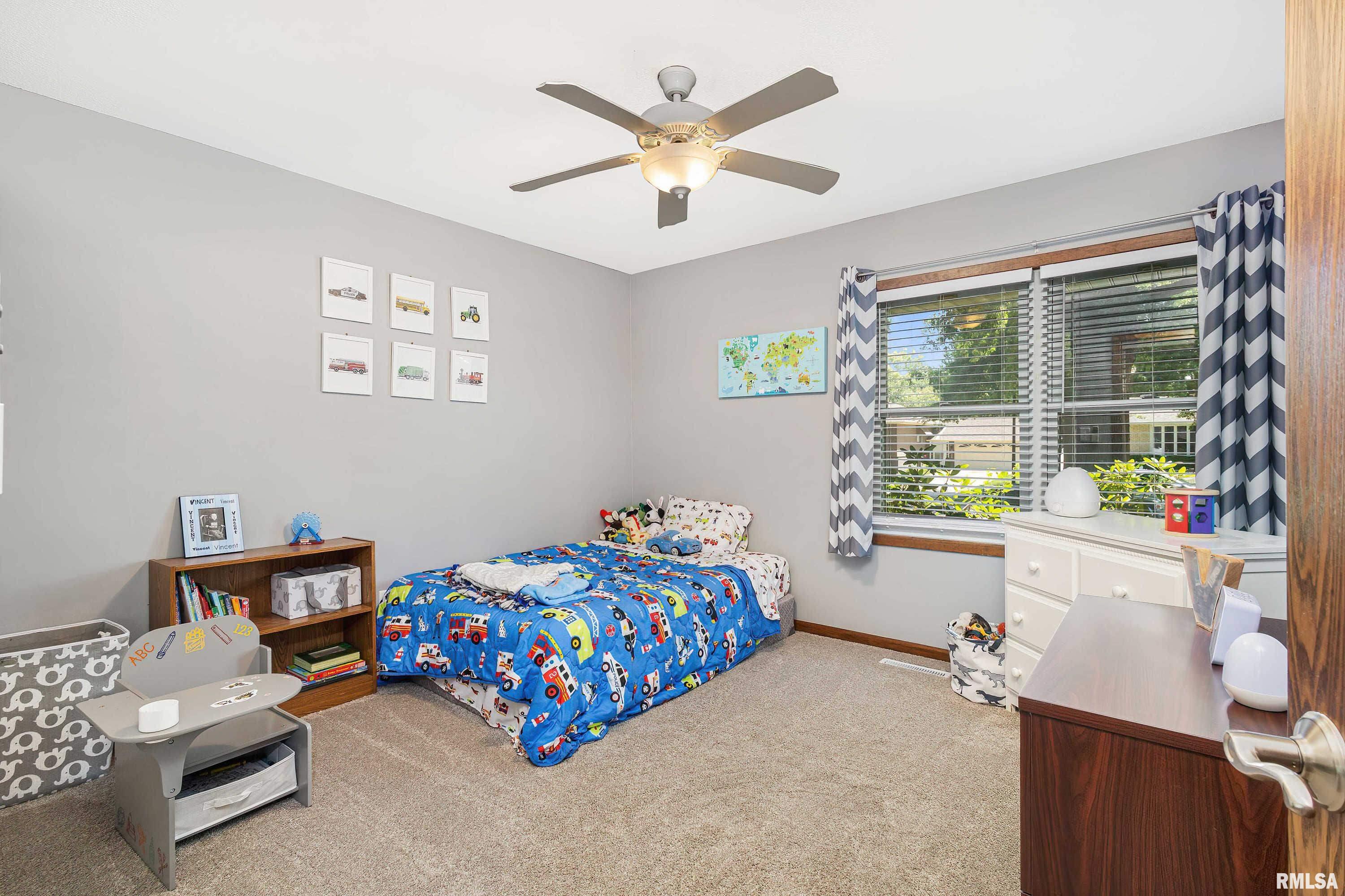 5518 Oakbrook Road Davenport, IA 52806 - Photo 16 of 35 Gallery Image 16