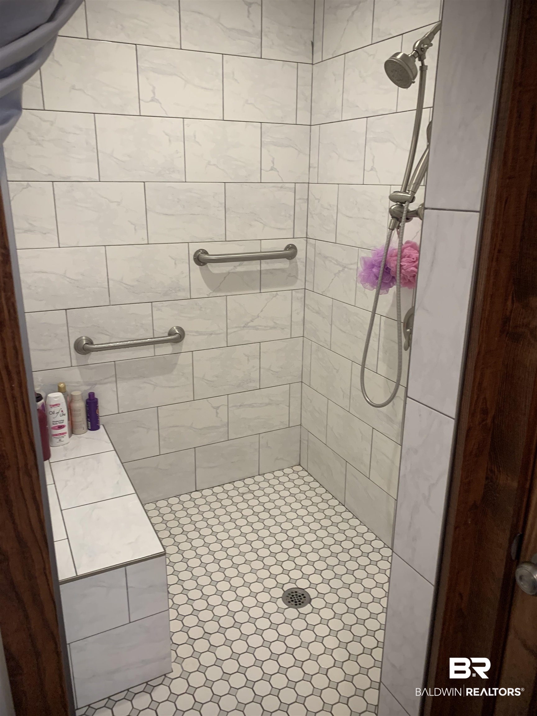 33220 Collier Road Lillian, AL 36549 - Photo 35 of 37 XL Shower excellent tile