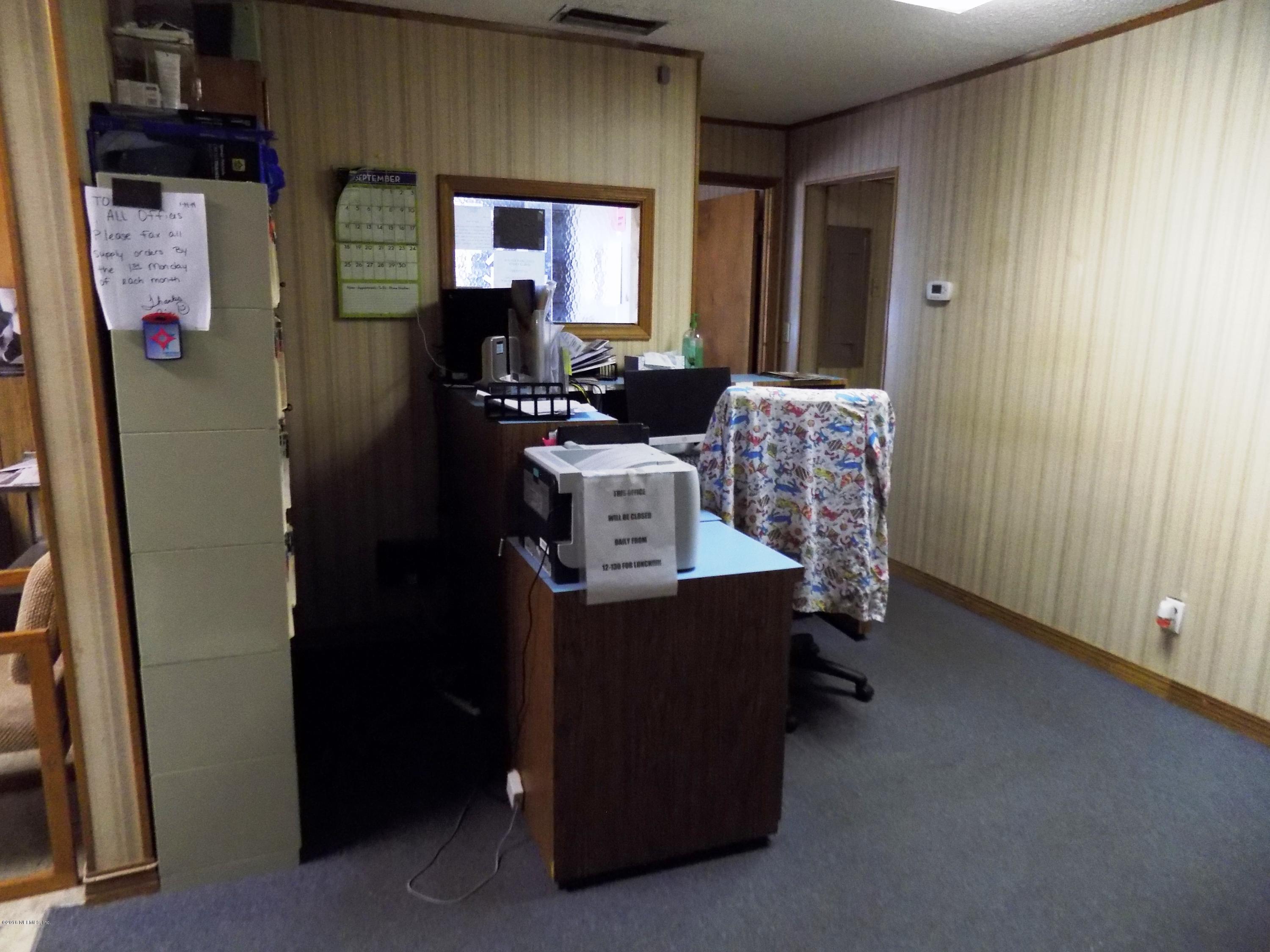 6314-6320 Merrill Road Jacksonville, FL 32277 - Photo 16 of 28 DSCN0655
