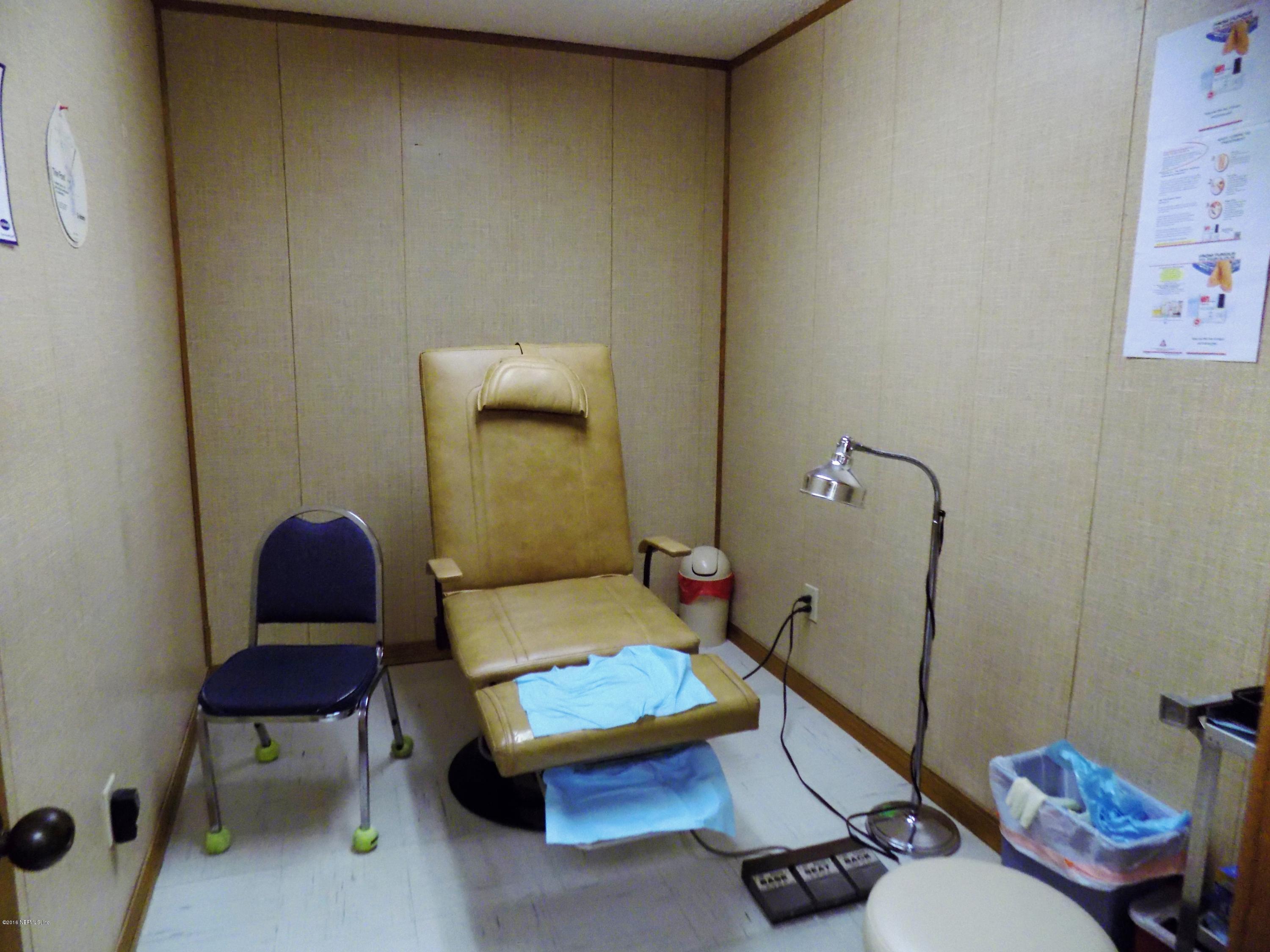 6314-6320 Merrill Road Jacksonville, FL 32277 - Photo 22 of 28 DSCN0661