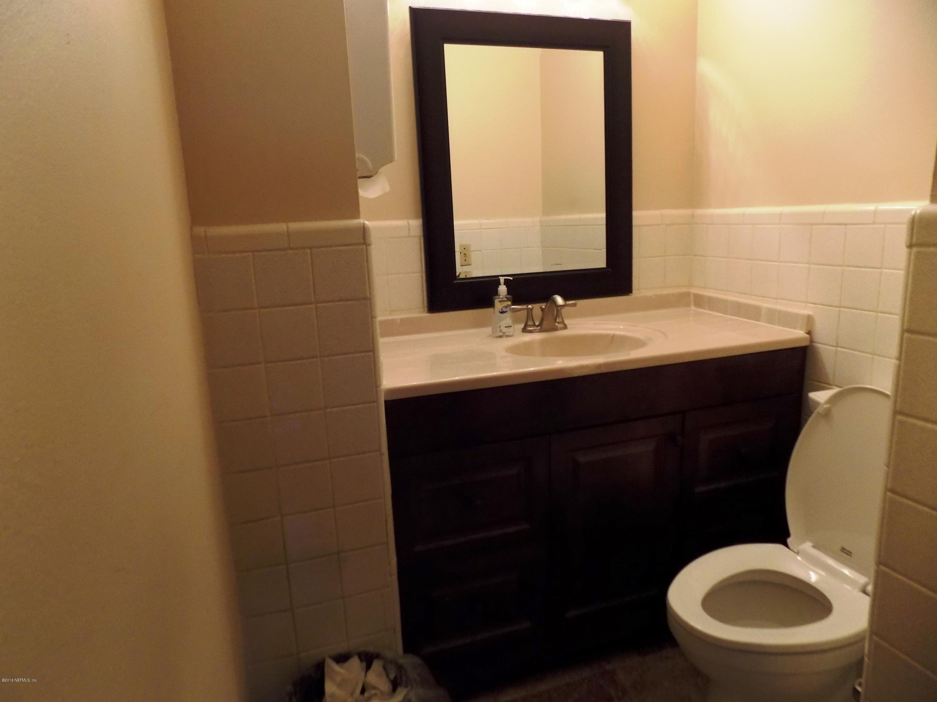 6314-6320 Merrill Road Jacksonville, FL 32277 - Photo 25 of 28 DSCN0664