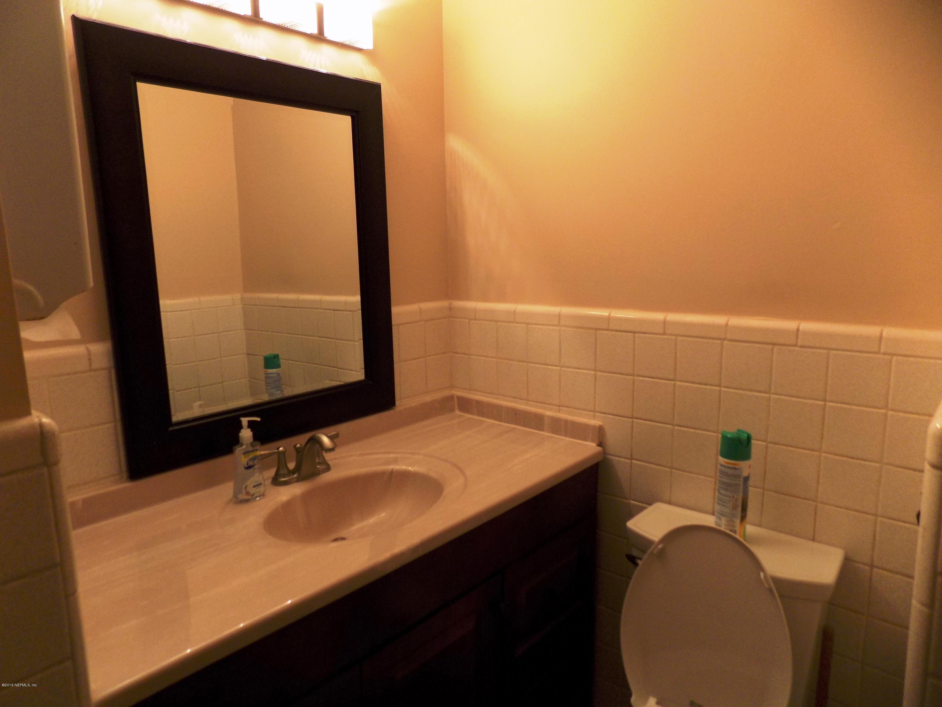 6314-6320 Merrill Road Jacksonville, FL 32277 - Photo 26 of 28 DSCN0665