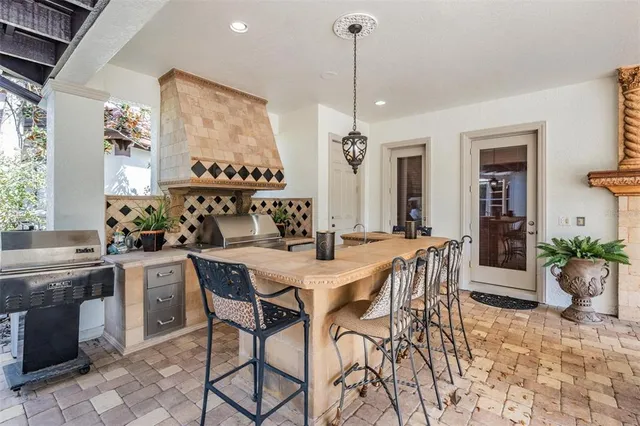 $1,889,000 | 10628 Pontofino Circle, Trinity, FL 34655