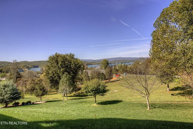$1,300,000 | 216 Majestic View Drive, Rockwood, TN 37854