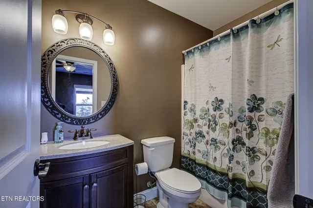 $1,300,000 | 216 Majestic View Drive, Rockwood, TN 37854