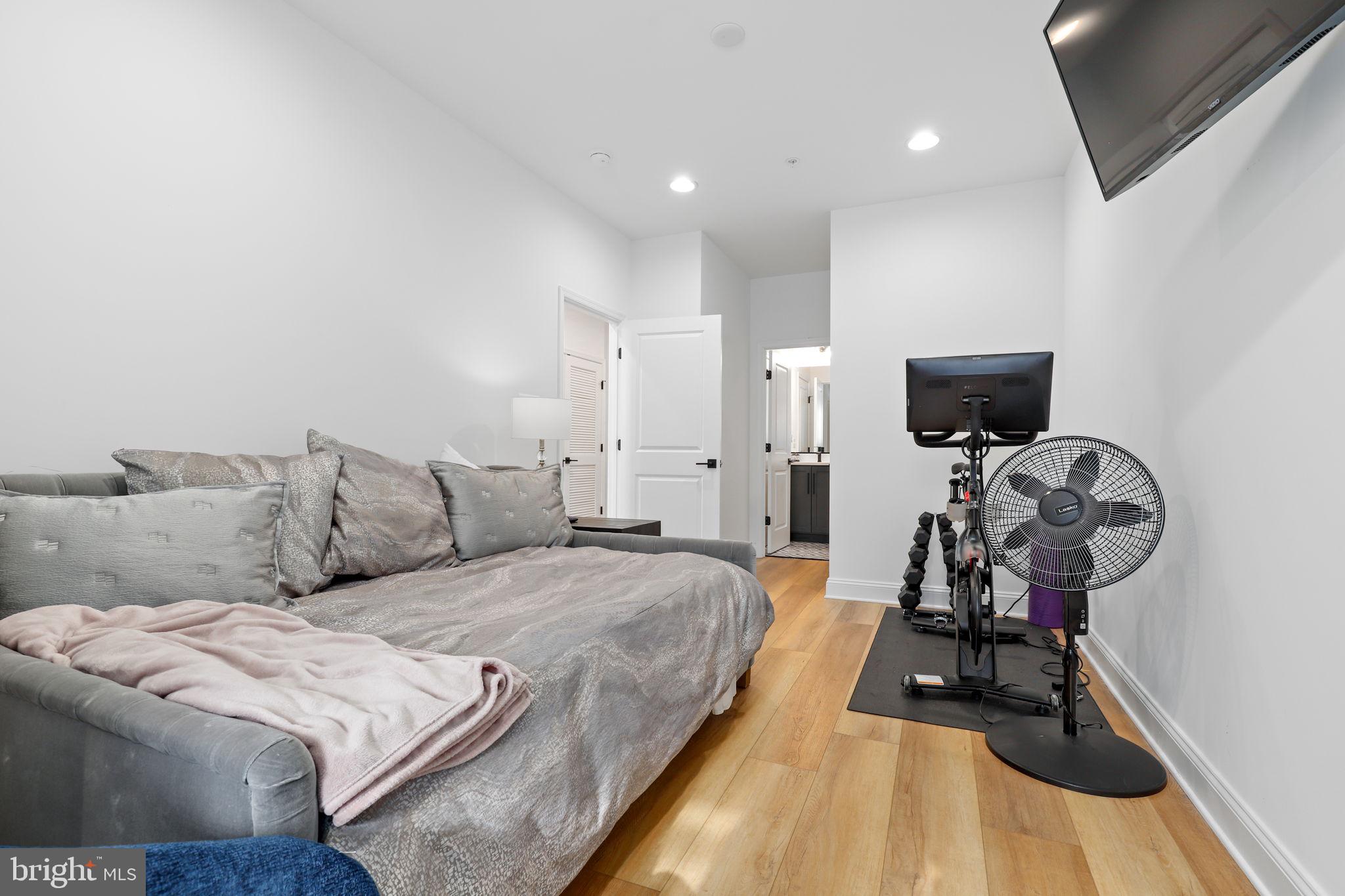 951 Holden Road Frederick, MD 21701 - Photo 9 of 41