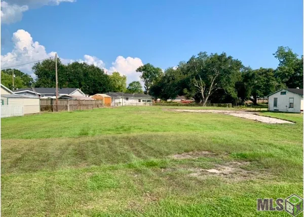 $75,000 | 2120 Highway 182, Morgan City, LA 70380