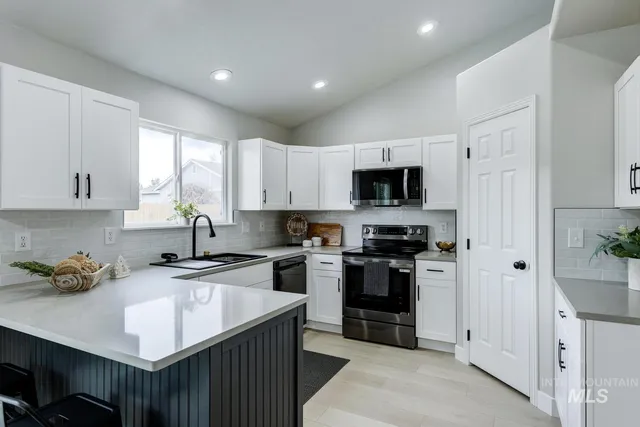 $437,900 | 919 Muirfield Lane, Nampa, ID 83686