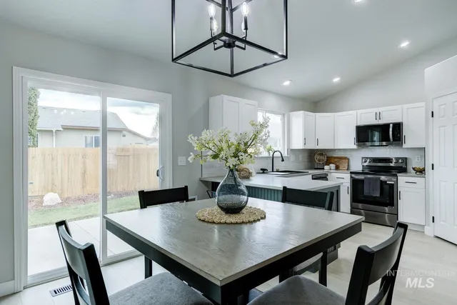 $437,900 | 919 Muirfield Lane, Nampa, ID 83686
