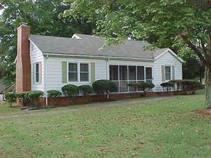 19741 Shearer Road Davidson, NC 28036 - Photo 1 of 8 Gallery Image 1