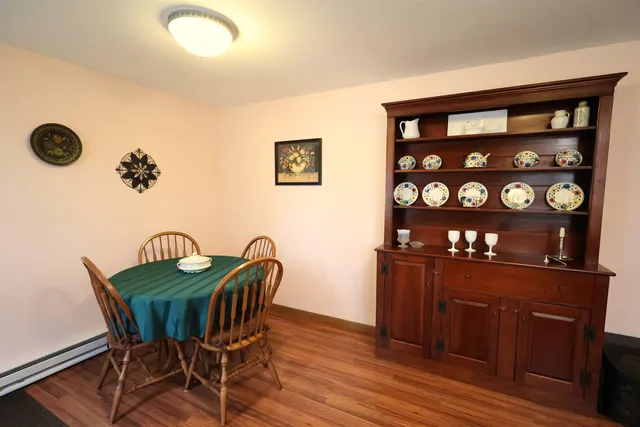 $374,900 | 113 Hanover Street, Hartford, VT 05001