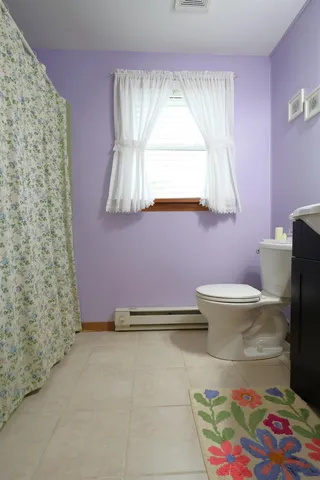 $374,900 | 113 Hanover Street, Hartford, VT 05001