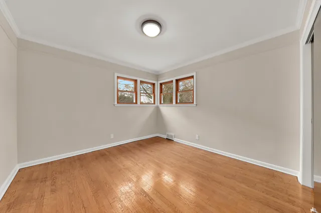 $499,900 | 10039 North Sunnycrest Drive, Mequon, WI 53092