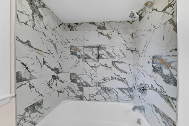 $499,900 | 10039 North Sunnycrest Drive, Mequon, WI 53092