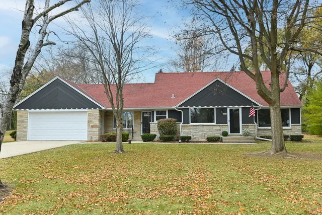 $499,900 | 10039 North Sunnycrest Drive, Mequon, WI 53092