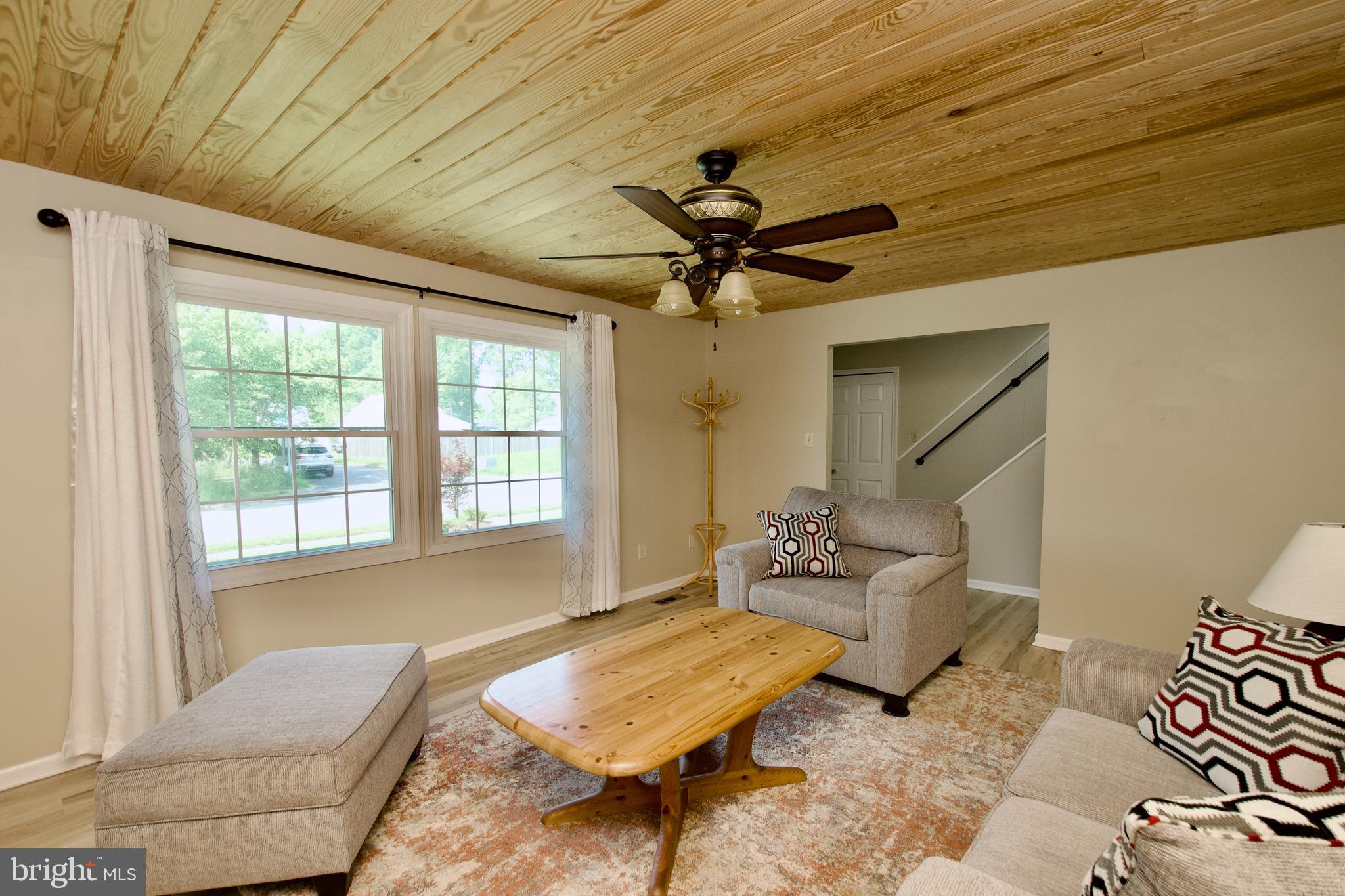 210 Acadia Road Waldorf, MD 20602 - Photo 5 of 39 Living Room 3