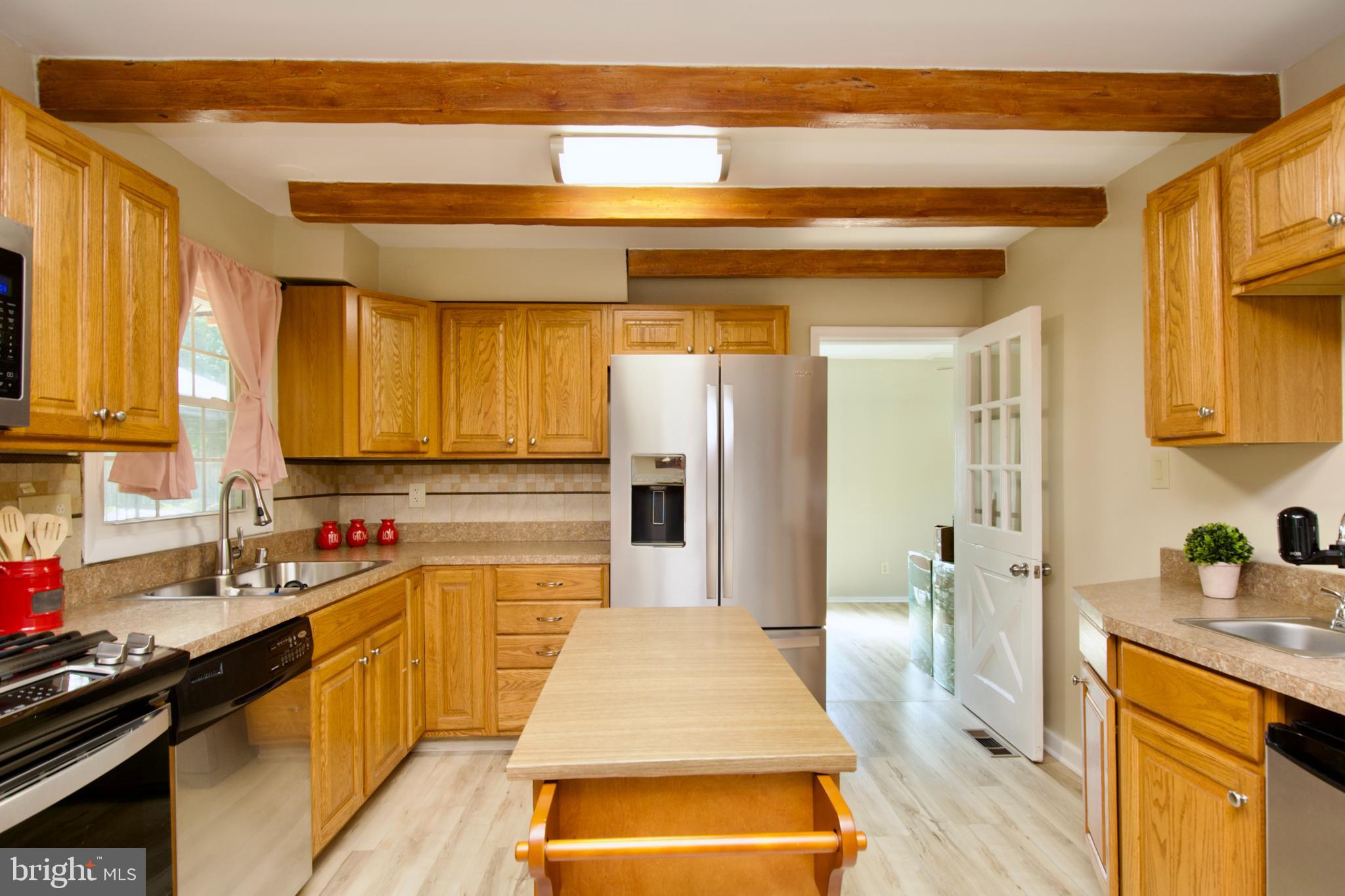 210 Acadia Road Waldorf, MD 20602 - Photo 8 of 39 Kitchen 2