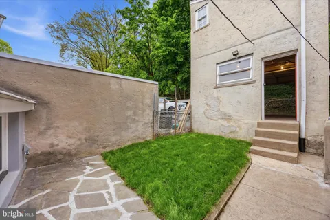 $360,000 | 325 Leverington Avenue, Philadelphia, PA 19128