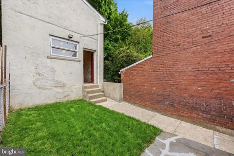 $360,000 | 325 Leverington Avenue, Philadelphia, PA 19128