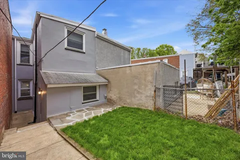 $360,000 | 325 Leverington Avenue, Philadelphia, PA 19128
