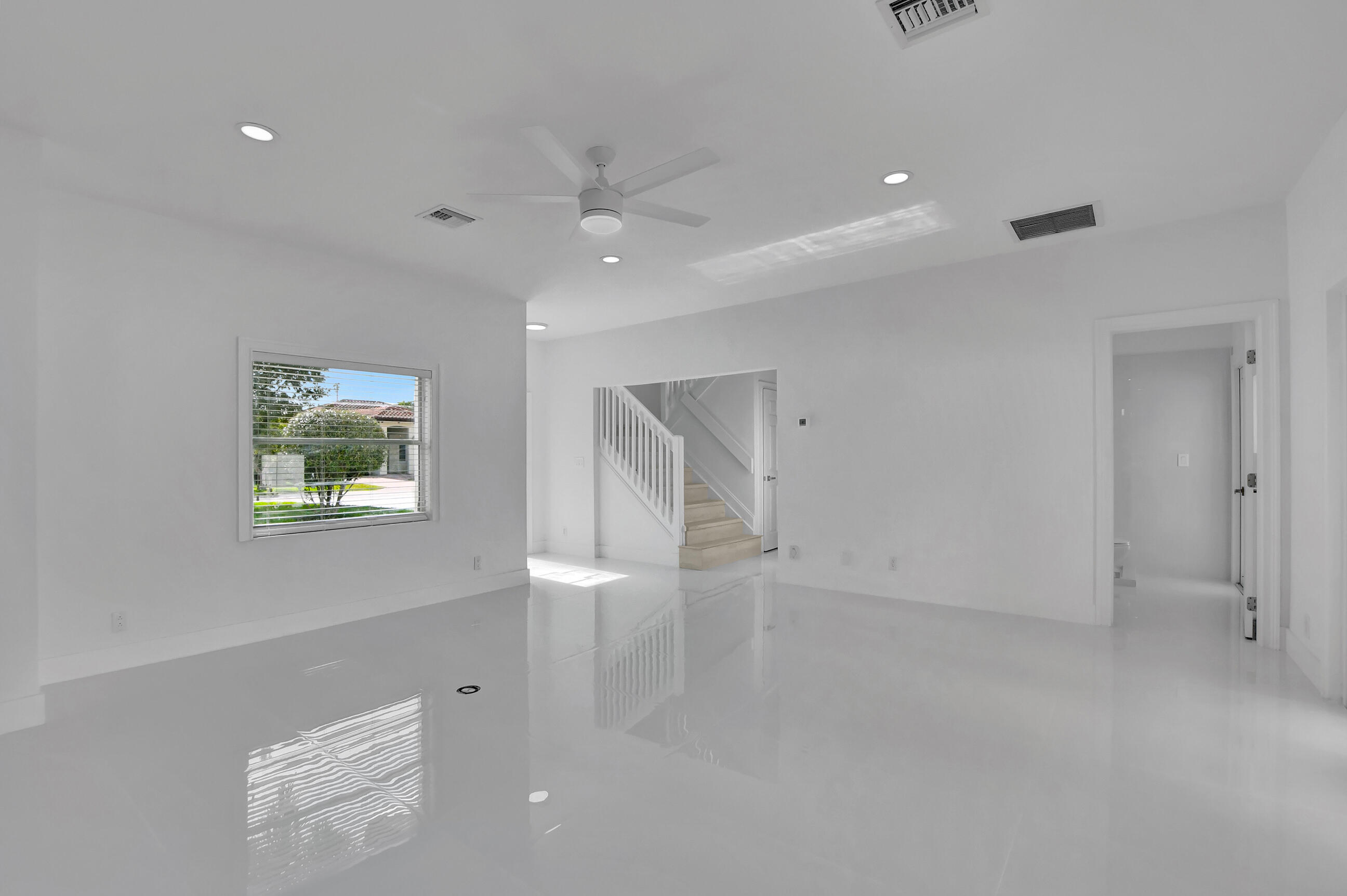 237 Northwest 7th Street Boca Raton, FL 33432 - Photo 8 of 64 38_dsc_3786