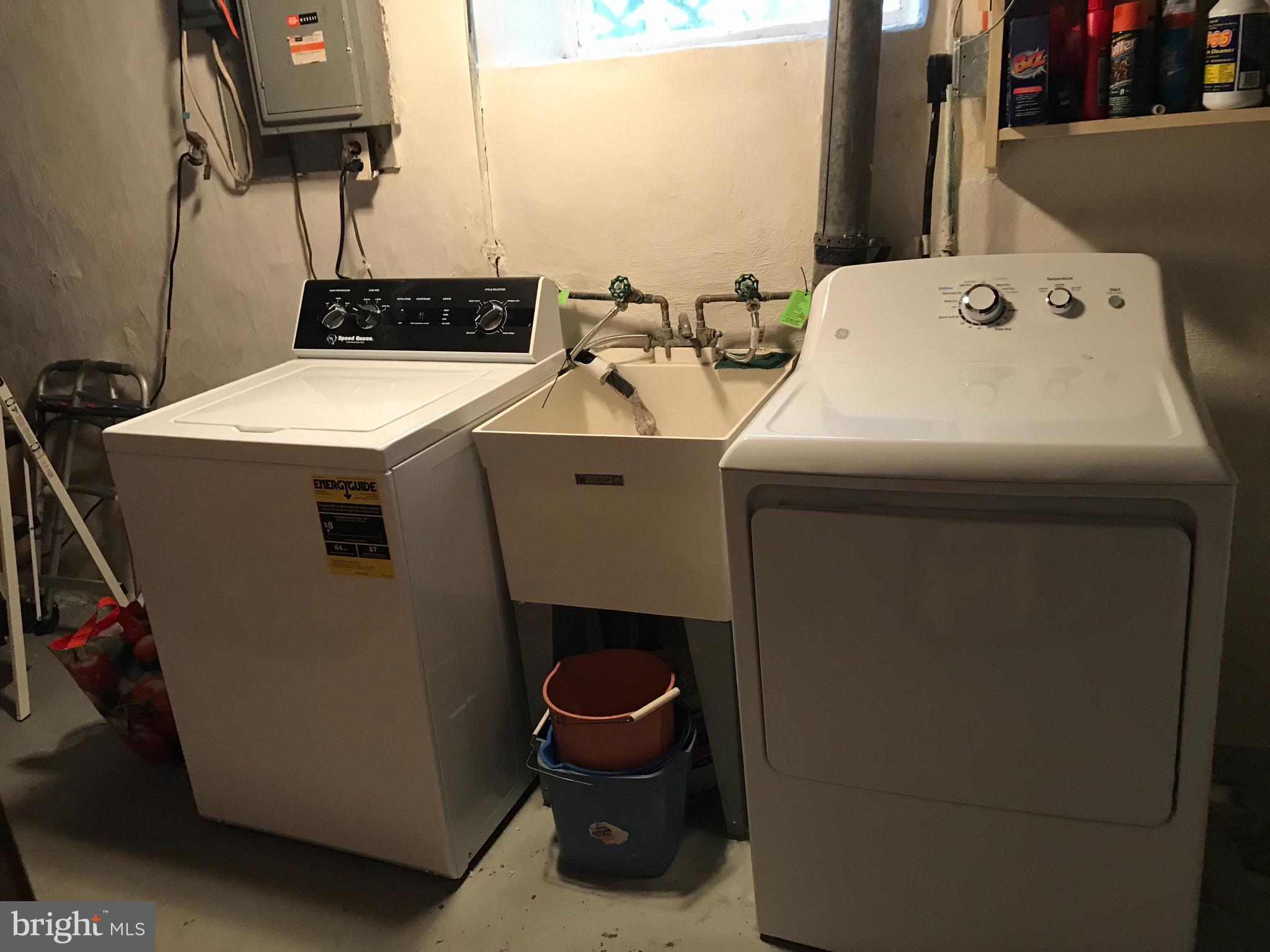 229 Signal Road Drexel Hill, PA 19026 - Photo 25 of 31 Laundry room