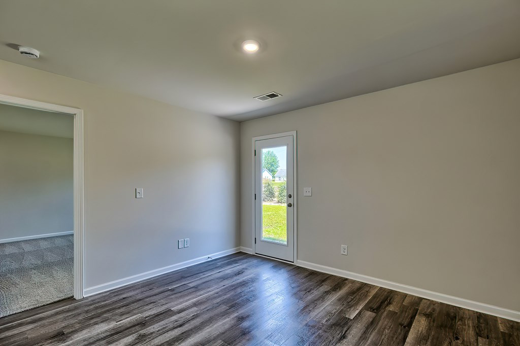 1128 Russell Avenue Sumter, SC 29150 - Photo 6 of 14