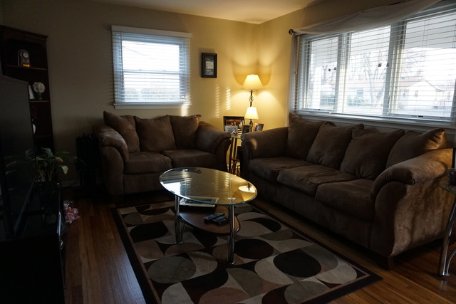 653 Walnut Road Wauconda, IL 60084 - Photo 3 of 20