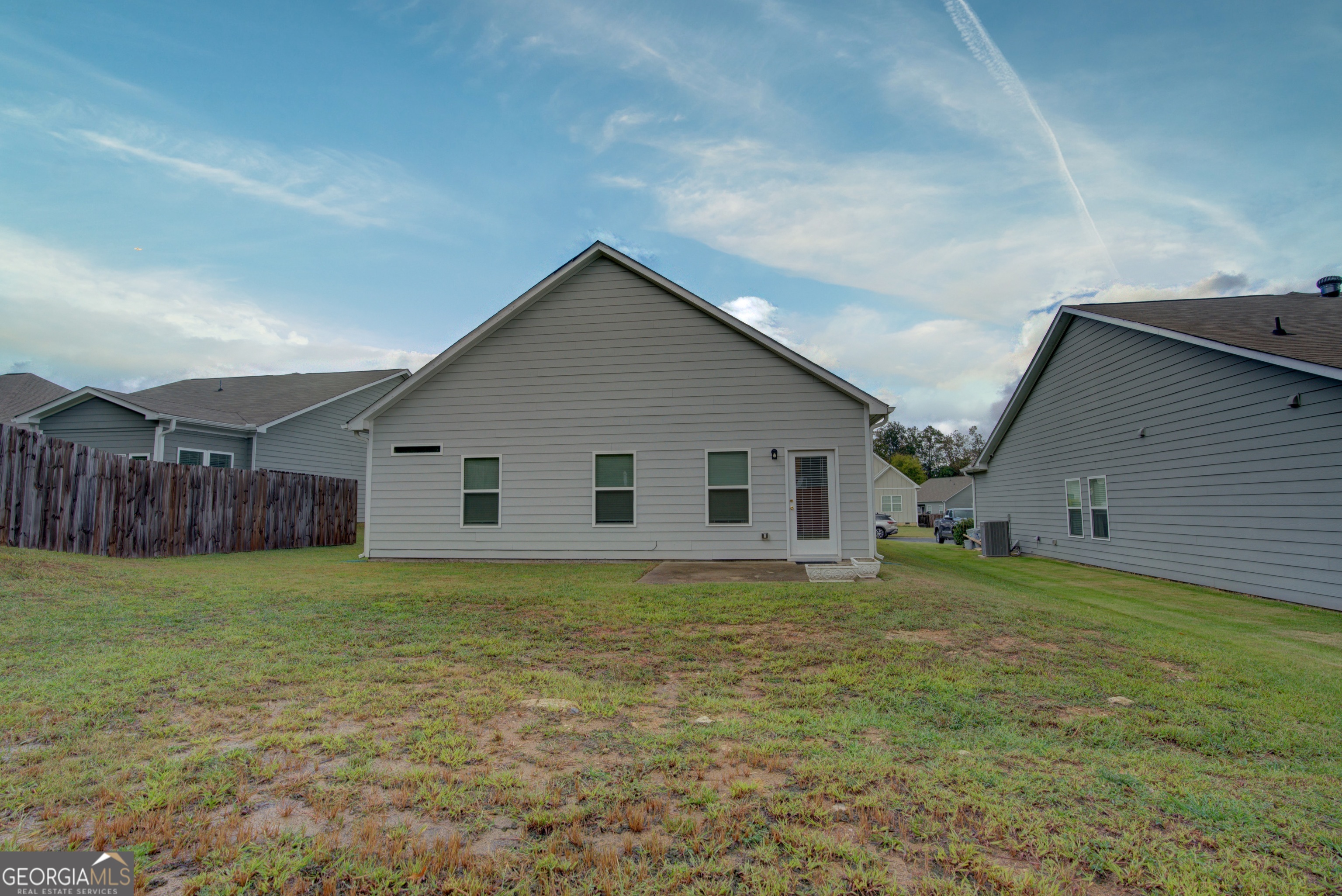 12 Applewood Drive Northeast Rome, GA 30165 - Photo 30 of 31 a view of a backyard with a garden